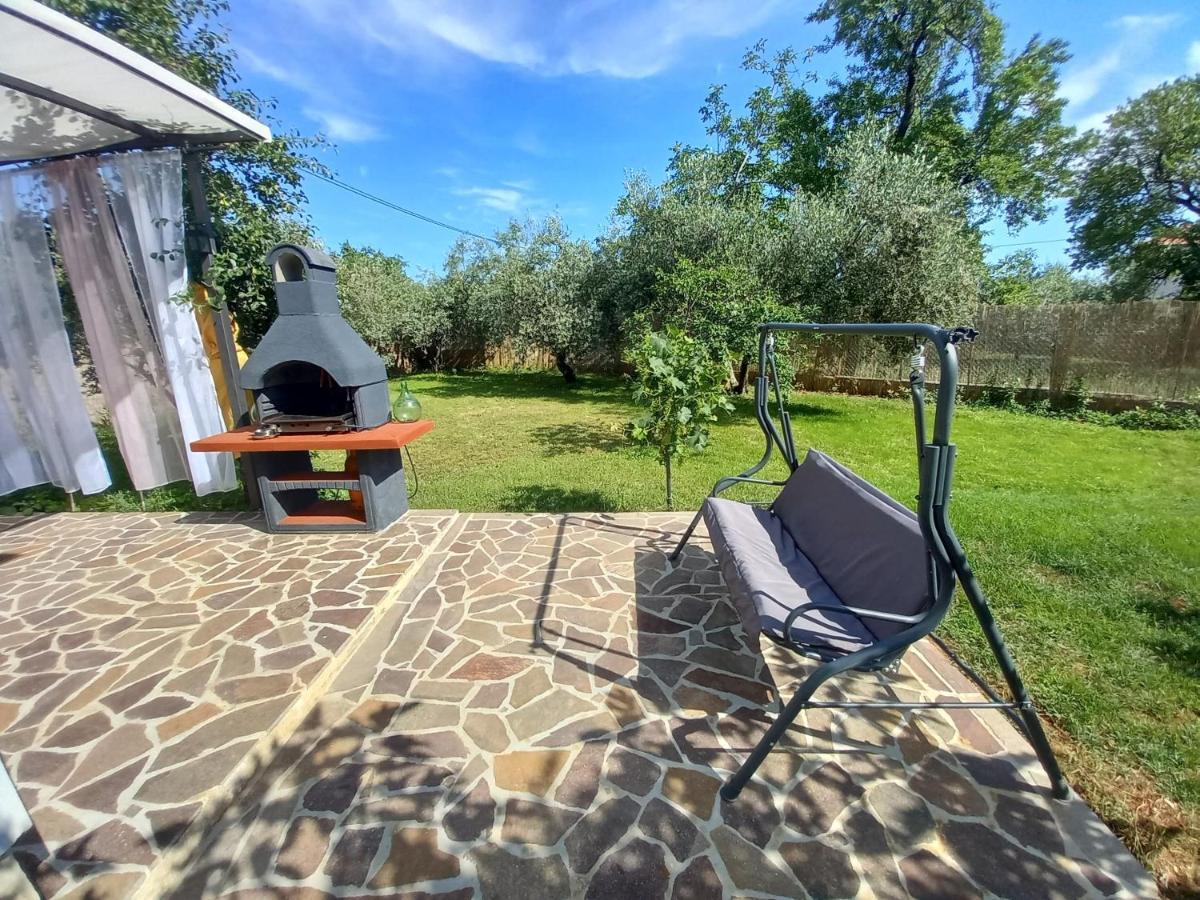 Holiday House Chill Out Loborika Marčana Eksteriør billede